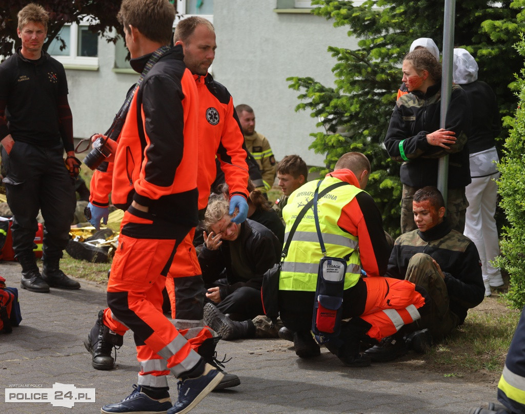 Pożar w szkole, wypadek, poród – ćwiczenia służb w Trzebieży