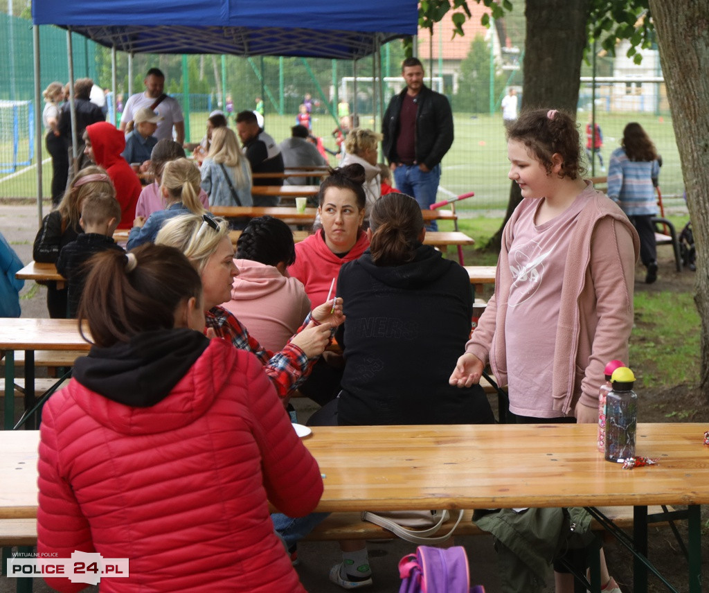 Turniej Piłki Nożnej Mini Cup 2022 i festyn w Niekłończycy