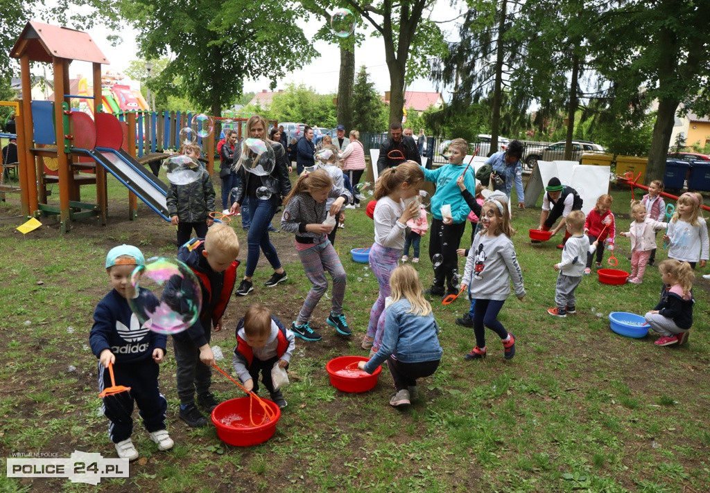 Turniej Piłki Nożnej Mini Cup 2022 i festyn w Niekłończycy