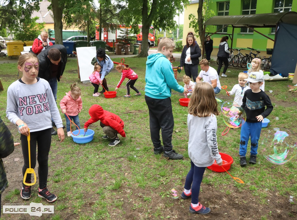 Turniej Piłki Nożnej Mini Cup 2022 i festyn w Niekłończycy