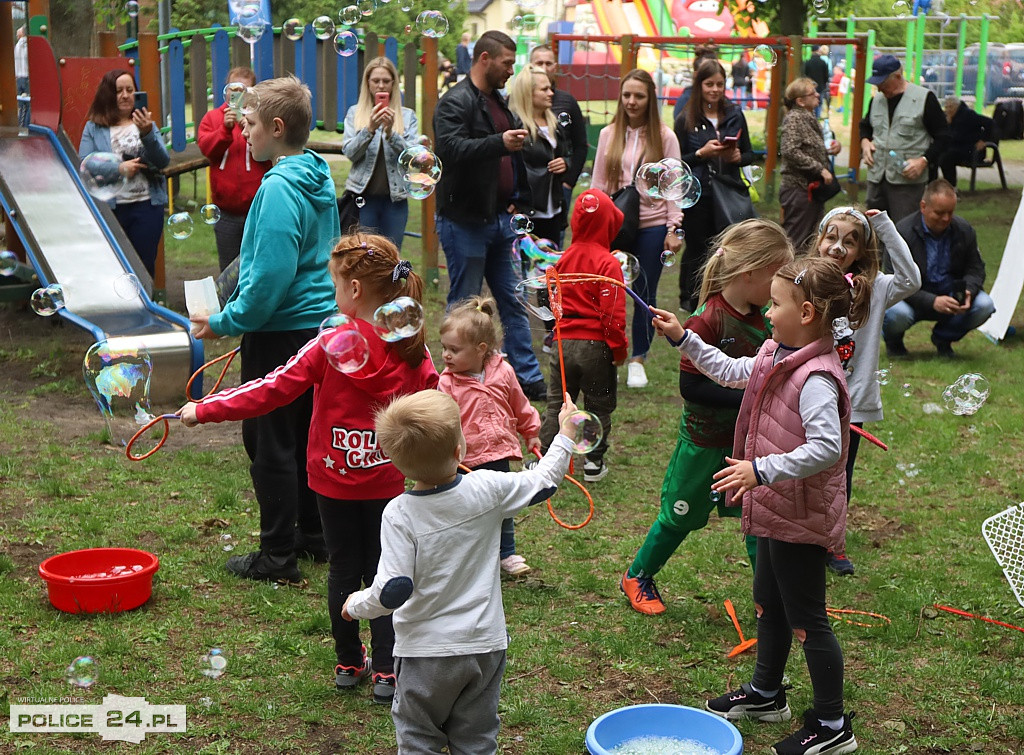 Turniej Piłki Nożnej Mini Cup 2022 i festyn w Niekłończycy