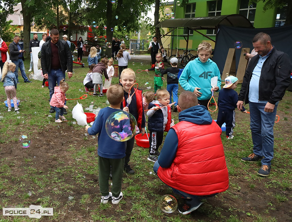 Turniej Piłki Nożnej Mini Cup 2022 i festyn w Niekłończycy