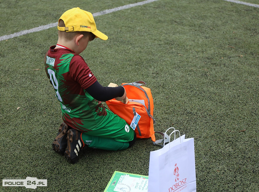 Turniej Piłki Nożnej Mini Cup 2022 i festyn w Niekłończycy