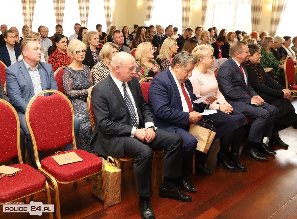 Powiatowe obchody Dnia Edukacji Narodowej