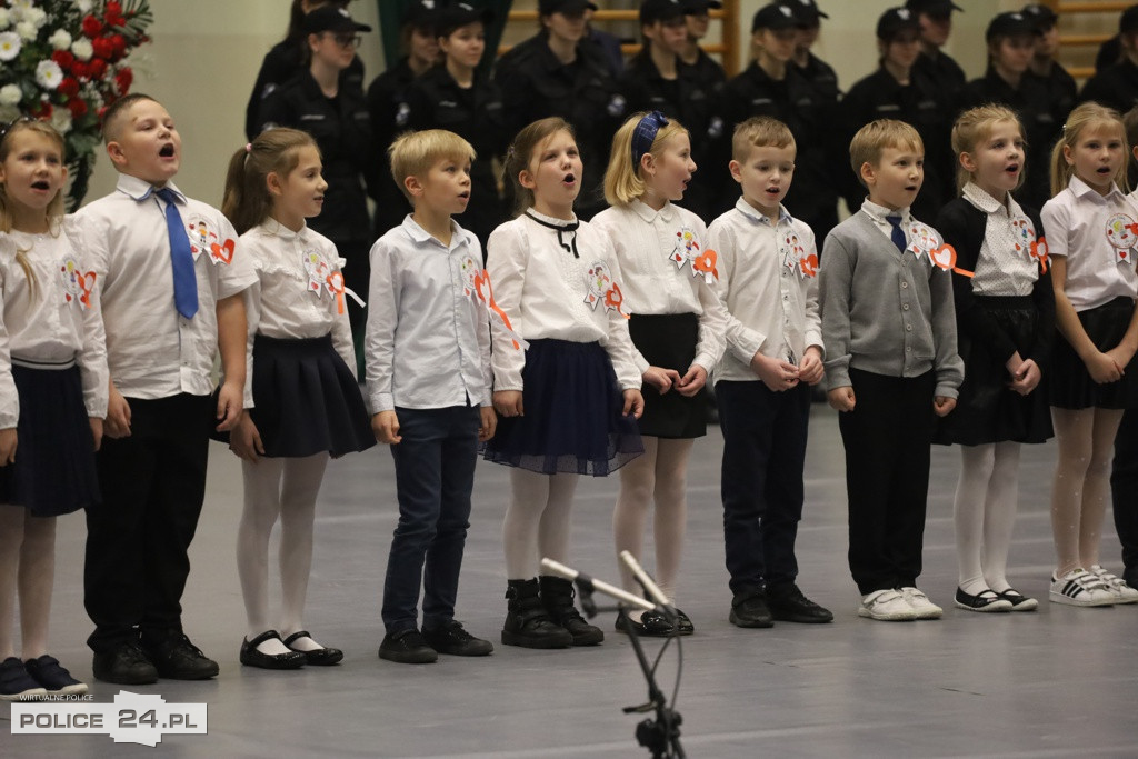 Uroczyste ślubowanie uczniów Zespołu Szkół w Policach