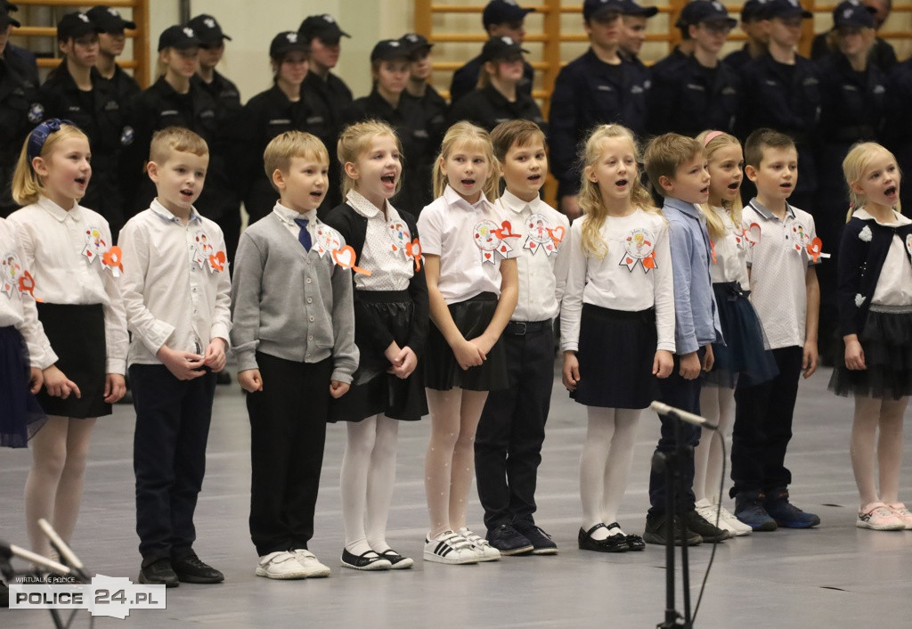 Uroczyste ślubowanie uczniów Zespołu Szkół w Policach