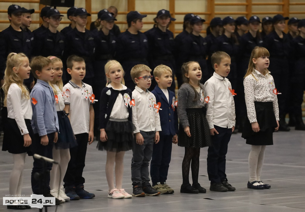 Uroczyste ślubowanie uczniów Zespołu Szkół w Policach