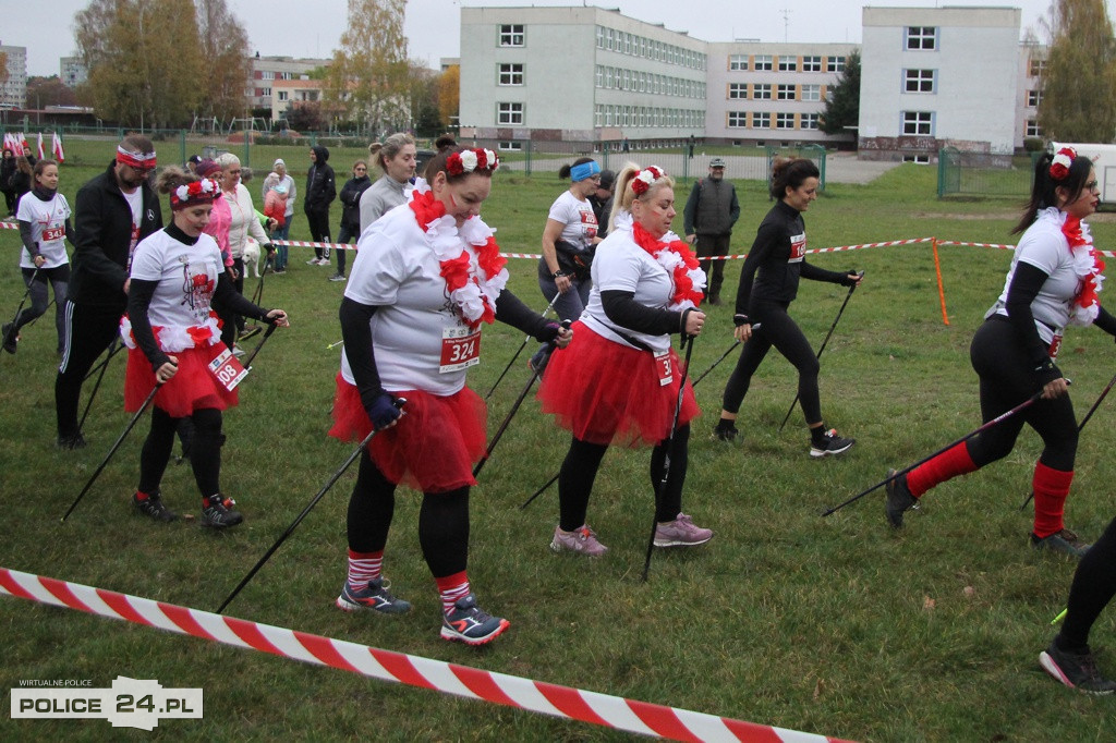 Bieg Niepodległości w Policach. Maszerowali po Puszczy Wkrzańskiej