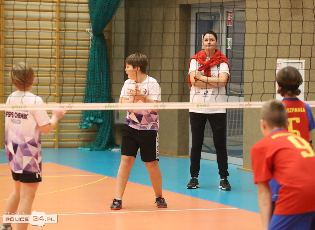 I Ogólnopolski Mikołajkowy Turniej Minisiatkówki