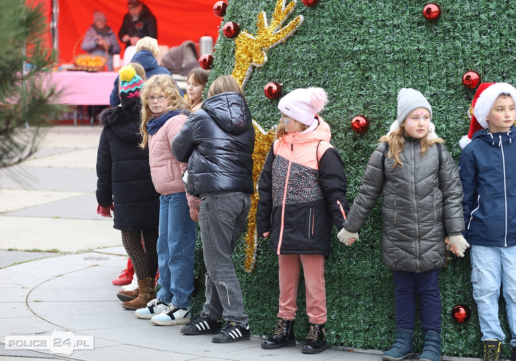 Zabawa mikołajkowa na Starych Policach