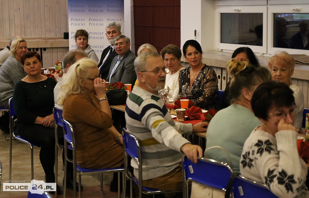 Spotkanie przedświąteczne emerytów i rencistów