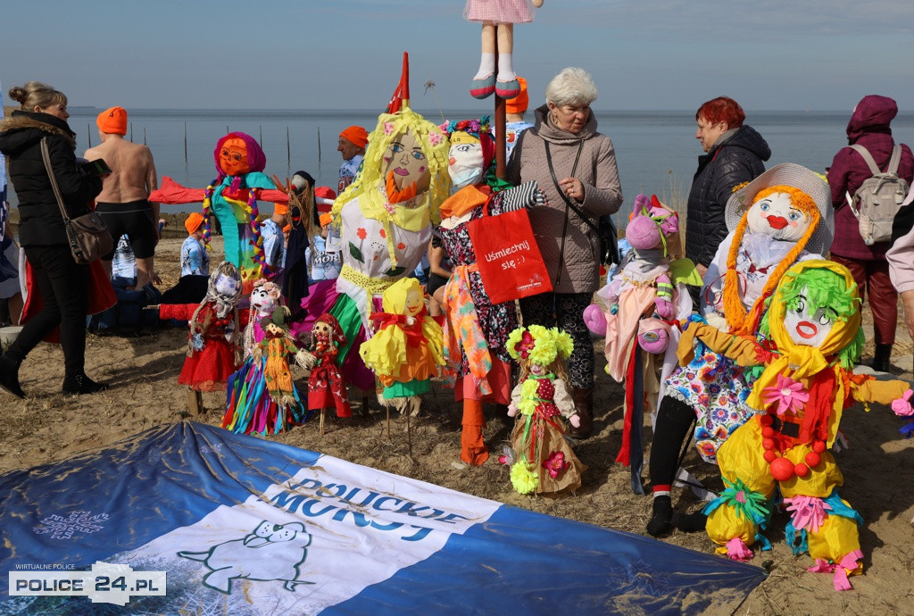 Powitanie wiosny i morsowanie w Trzebieży
