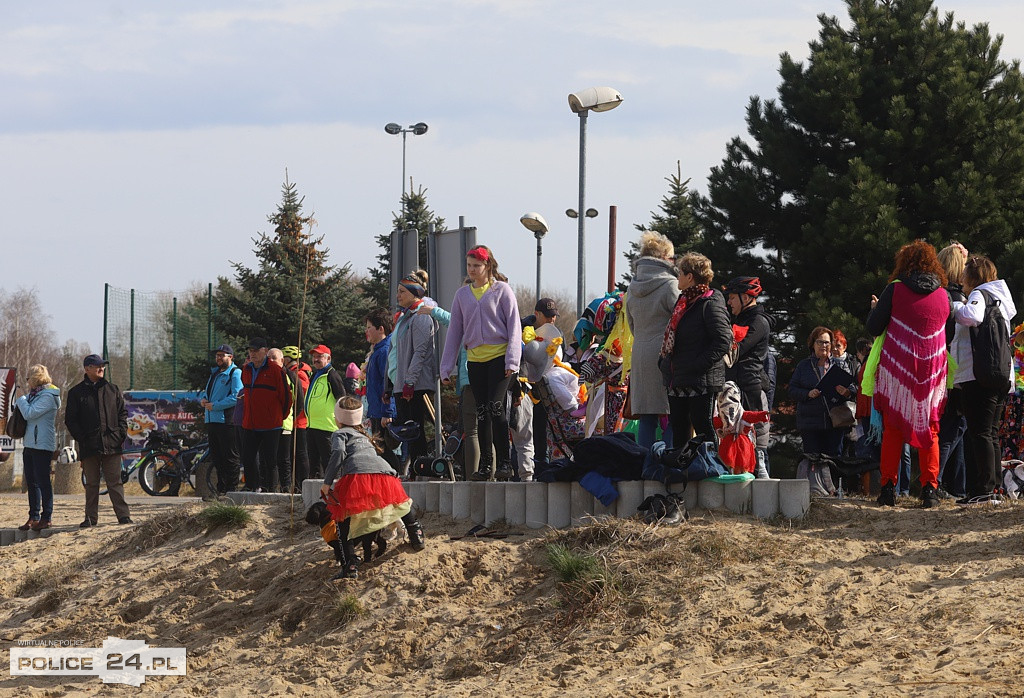 Powitanie wiosny i morsowanie w Trzebieży