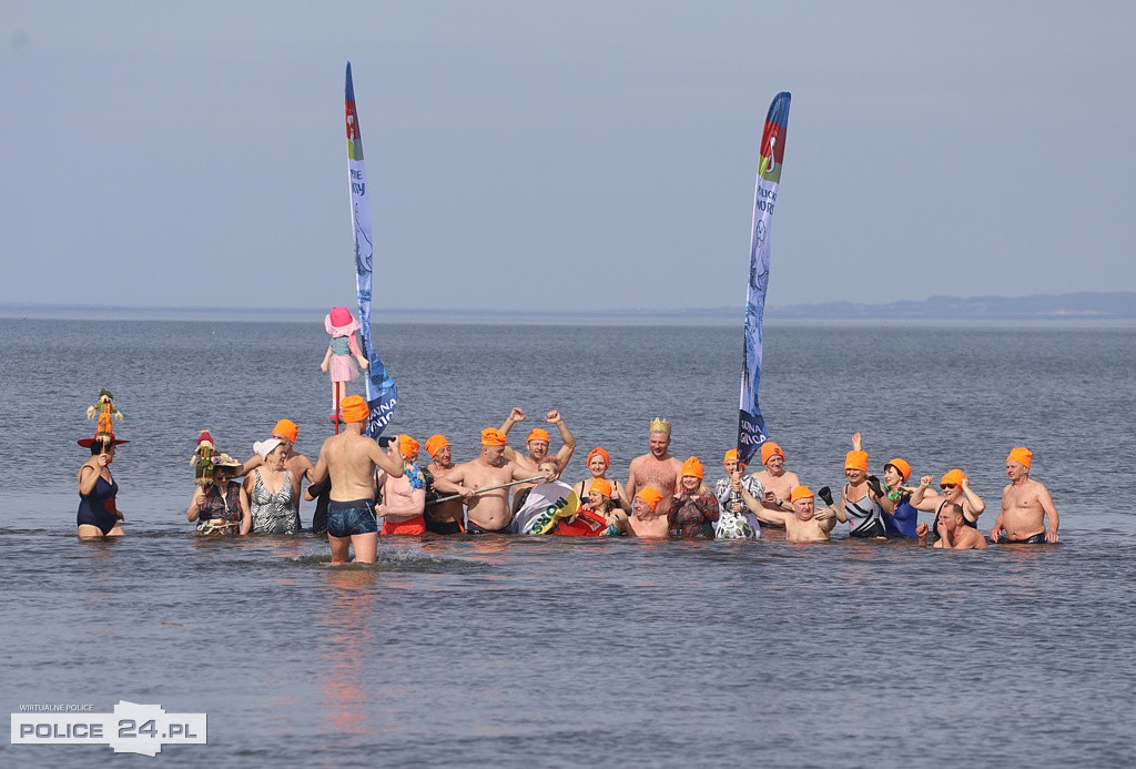 Powitanie wiosny i morsowanie w Trzebieży