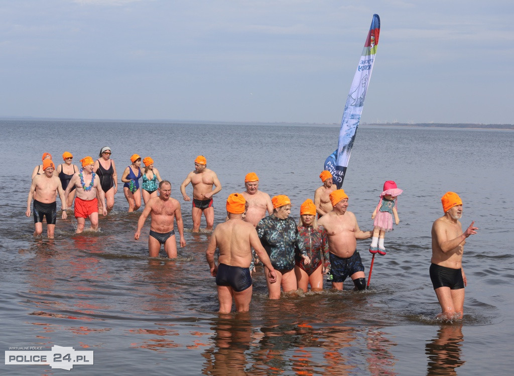 Powitanie wiosny i morsowanie w Trzebieży