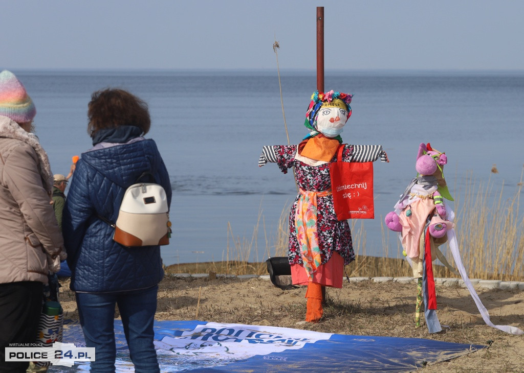 Powitanie wiosny i morsowanie w Trzebieży