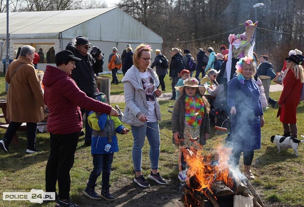 Powitanie wiosny i morsowanie w Trzebieży