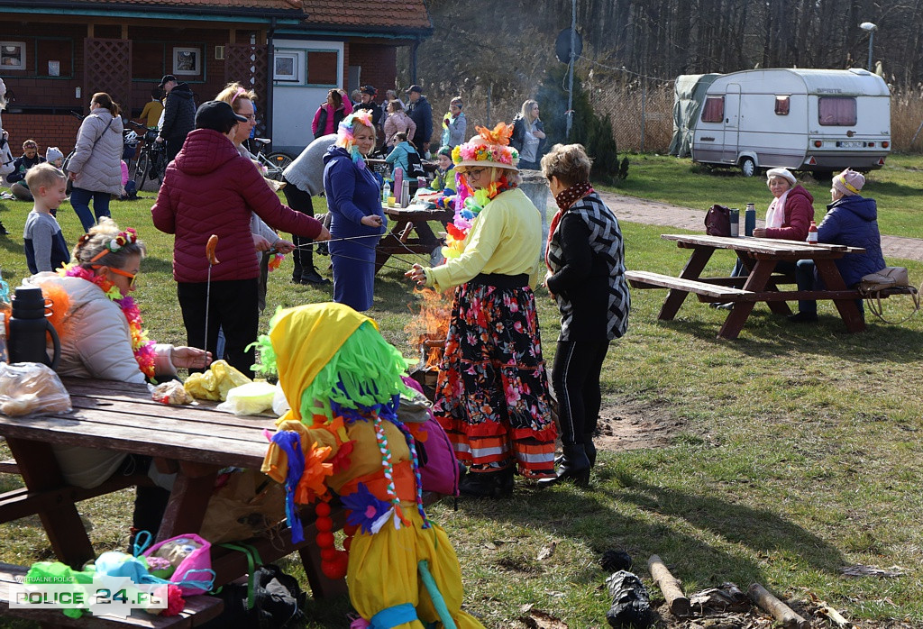 Powitanie wiosny i morsowanie w Trzebieży