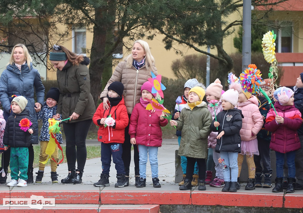 Barwne korowody przeszły ulicami Polic