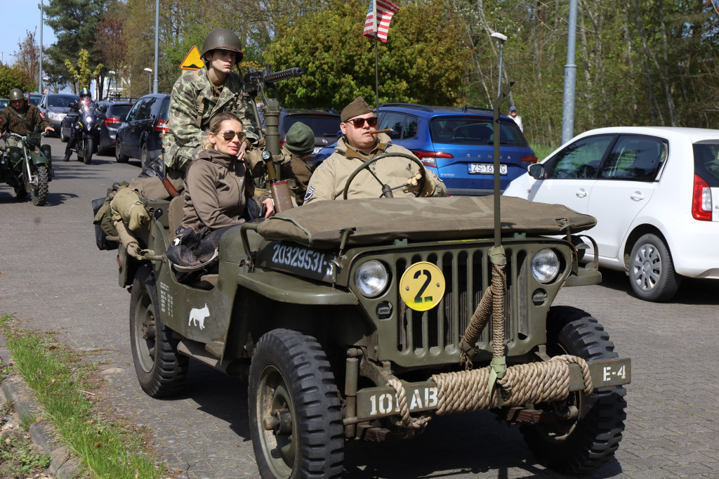 Majówka w Trzebieży. XI Spotkanie Pojazdów Militarnych