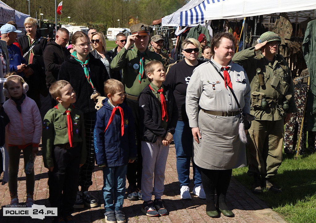 Majówka w Trzebieży. XI Spotkanie Pojazdów Militarnych