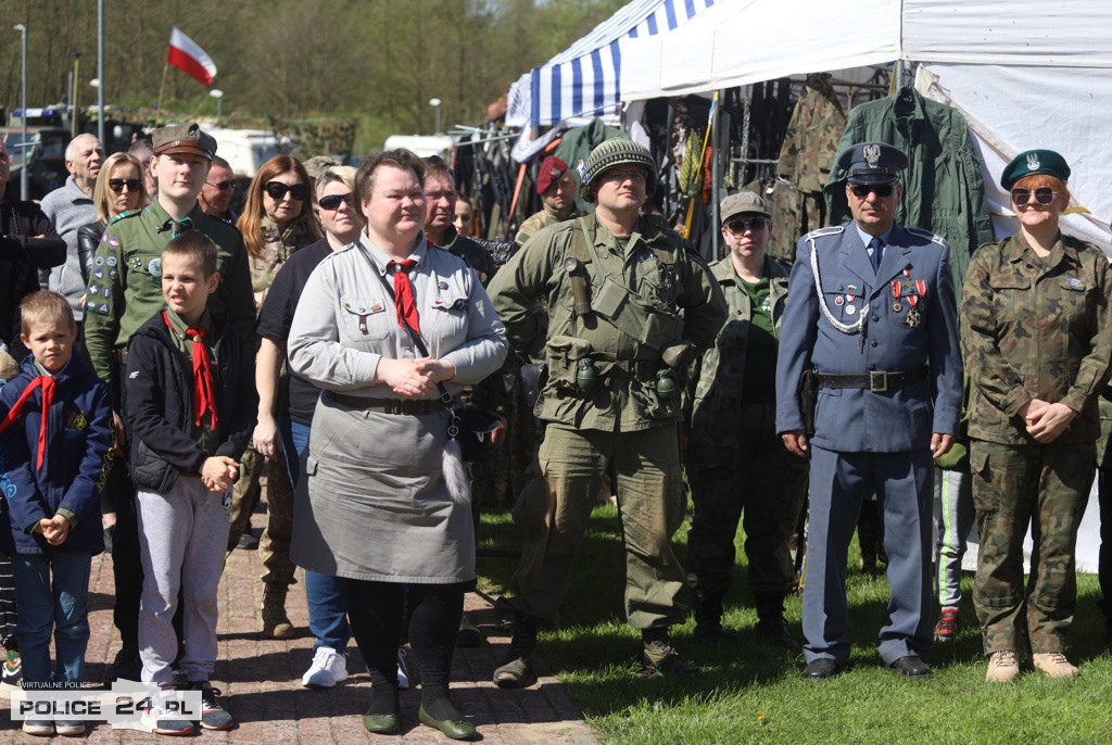 Majówka w Trzebieży. XI Spotkanie Pojazdów Militarnych