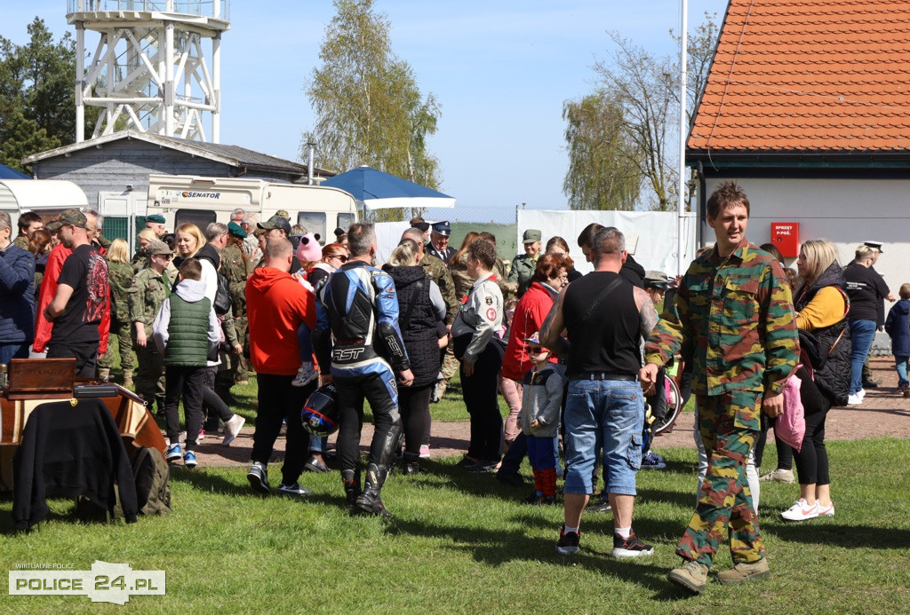 Majówka w Trzebieży. XI Spotkanie Pojazdów Militarnych