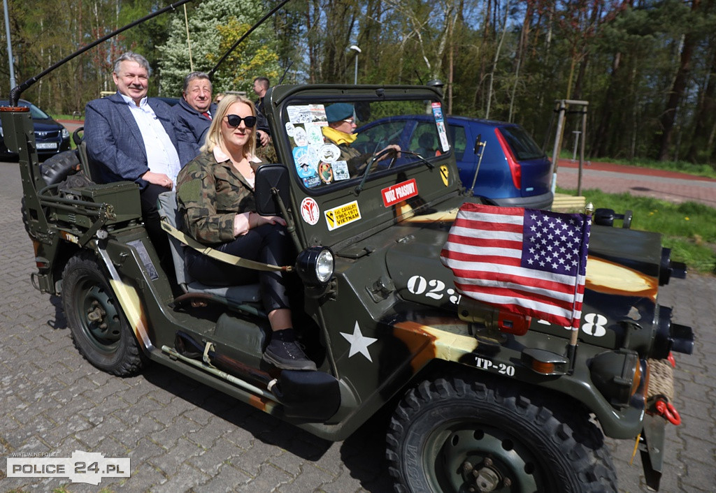 Majówka w Trzebieży. XI Spotkanie Pojazdów Militarnych