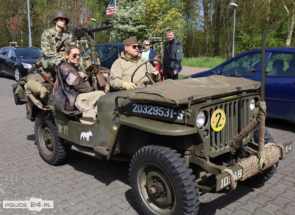 Majówka w Trzebieży. XI Spotkanie Pojazdów Militarnych