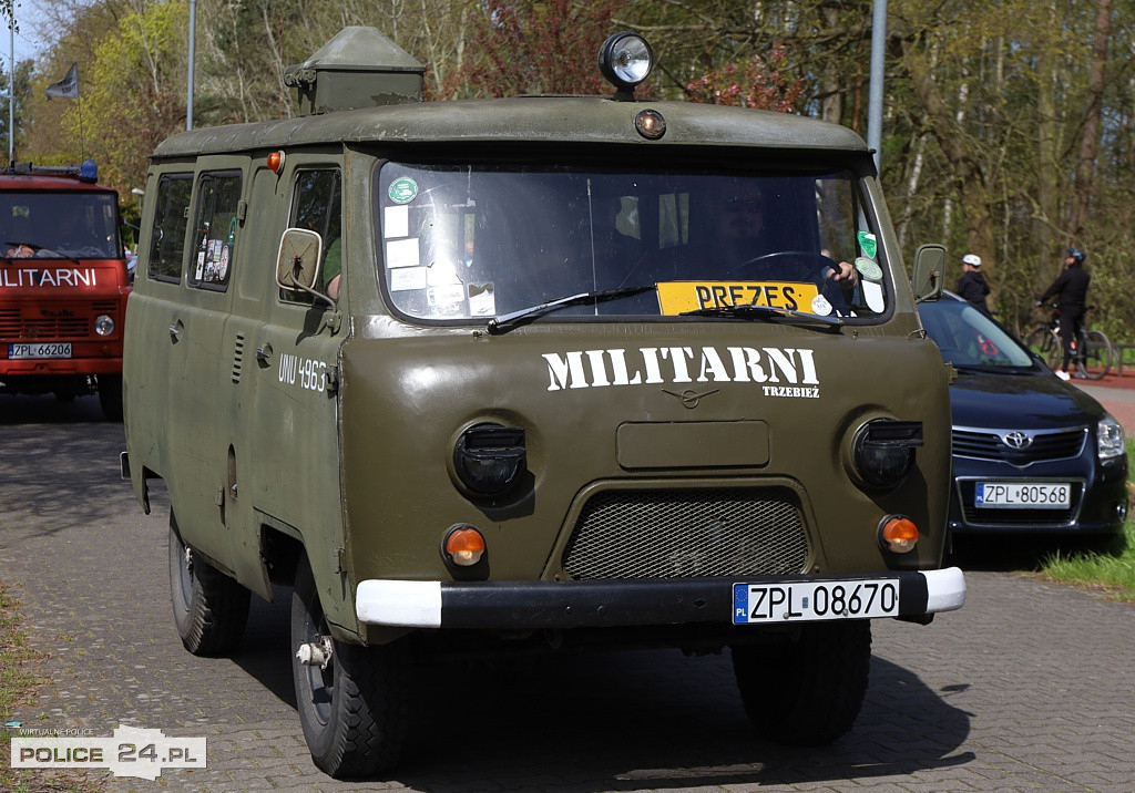 Majówka w Trzebieży. XI Spotkanie Pojazdów Militarnych