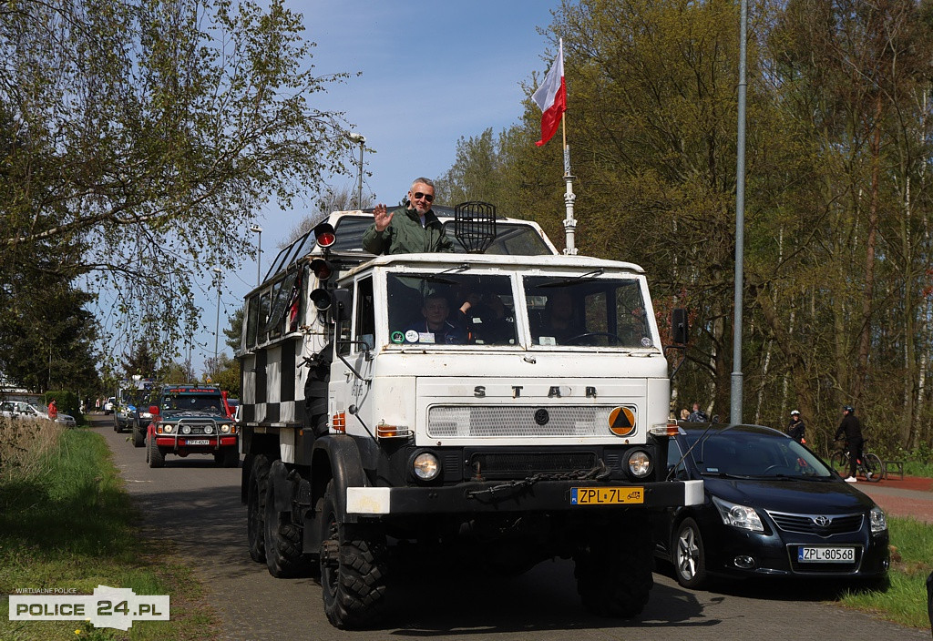 Majówka w Trzebieży. XI Spotkanie Pojazdów Militarnych