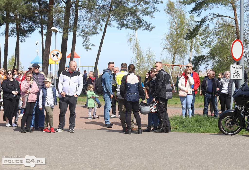 Majówka w Trzebieży. XI Spotkanie Pojazdów Militarnych