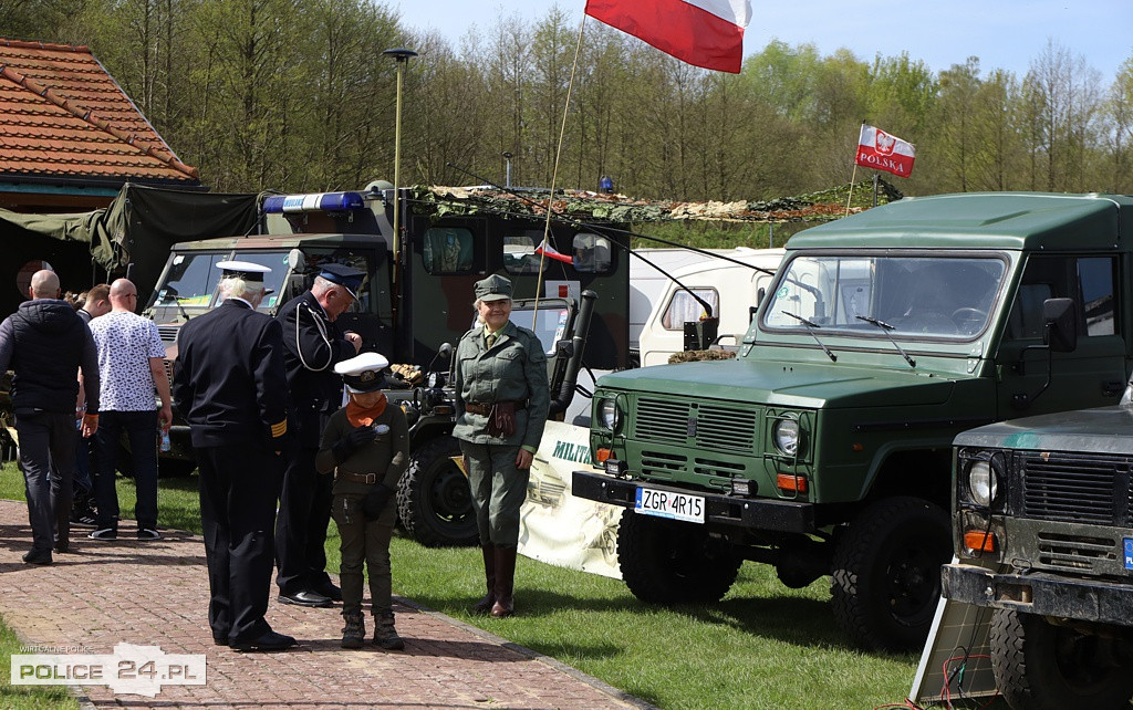 Majówka w Trzebieży. XI Spotkanie Pojazdów Militarnych