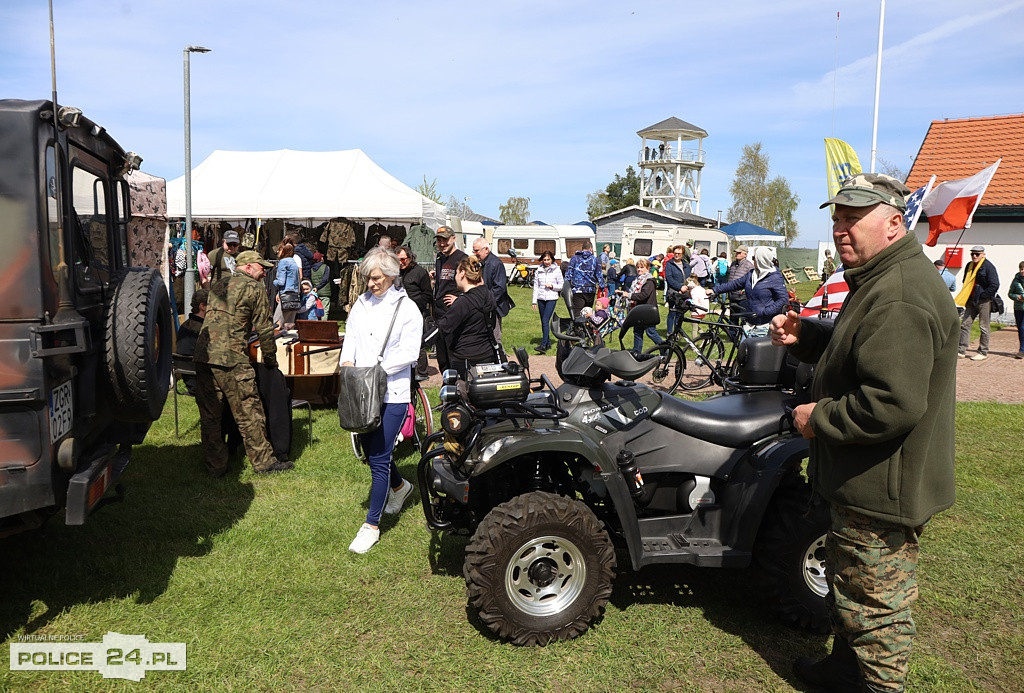 Majówka w Trzebieży. XI Spotkanie Pojazdów Militarnych