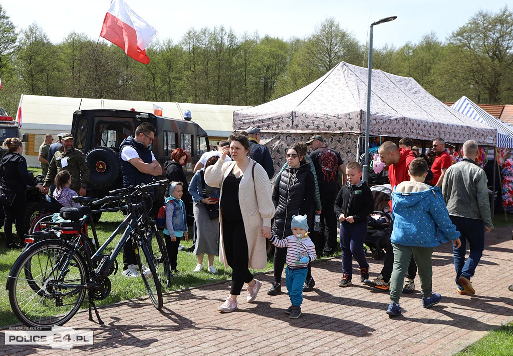 Majówka w Trzebieży. XI Spotkanie Pojazdów Militarnych