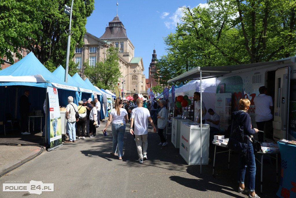 W Szczecinie trwa Piknik nad Odrą