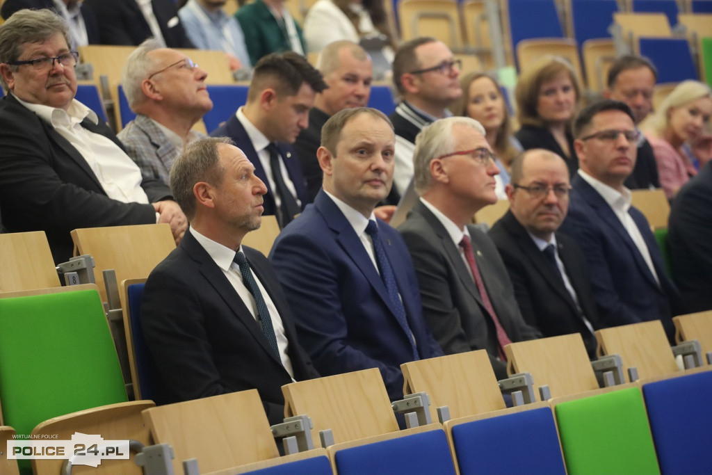 Grupa Azoty Police i ZUT w Szczecinie zainaugurowały Akademię Wodorową