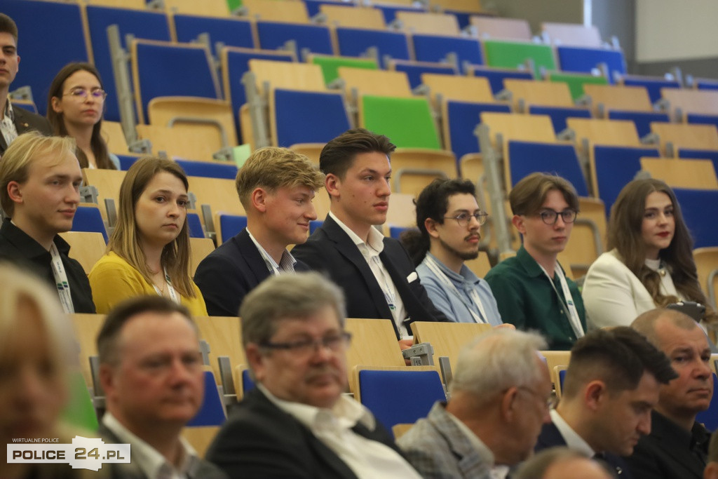 Grupa Azoty Police i ZUT w Szczecinie zainaugurowały Akademię Wodorową