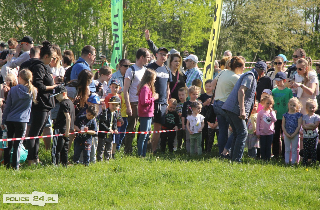 Police. Ostatnia edycja Szkolnej Ligi Biegów Przełajowych 2022/2023