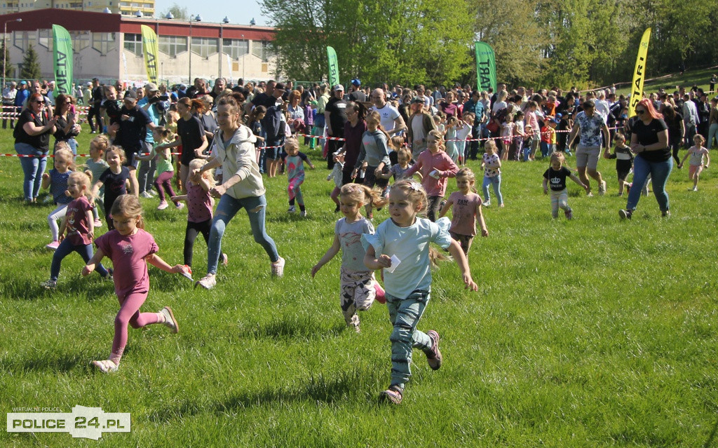 Police. Ostatnia edycja Szkolnej Ligi Biegów Przełajowych 2022/2023