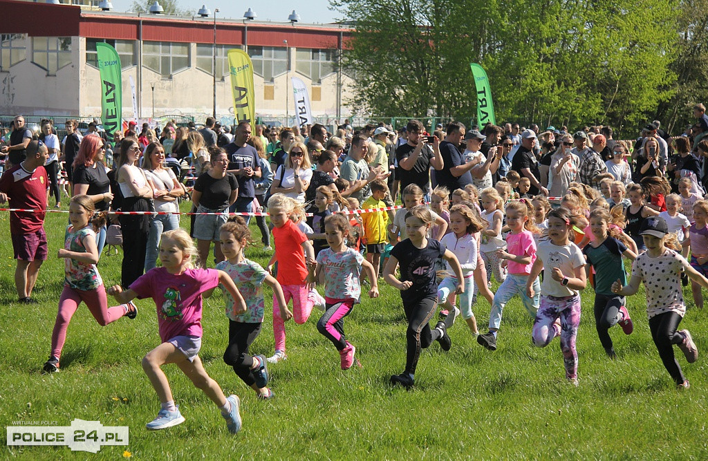 Police. Ostatnia edycja Szkolnej Ligi Biegów Przełajowych 2022/2023