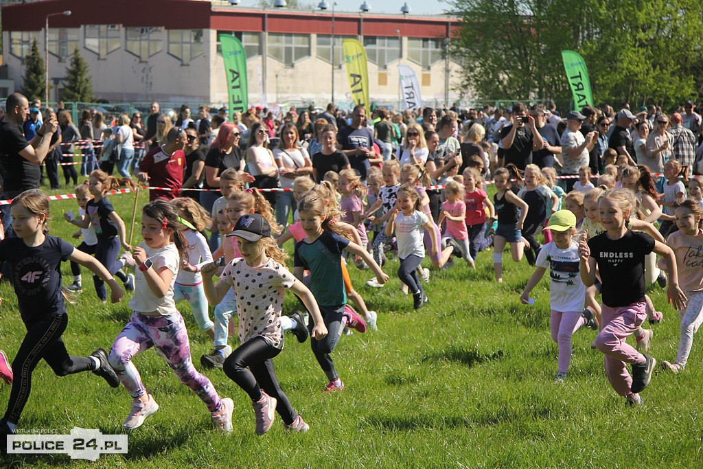 Police. Ostatnia edycja Szkolnej Ligi Biegów Przełajowych 2022/2023