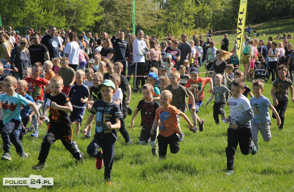 Police. Ostatnia edycja Szkolnej Ligi Biegów Przełajowych 2022/2023