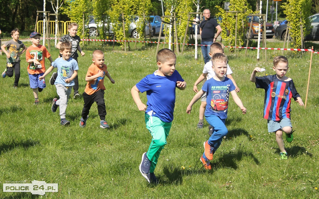 Police. Ostatnia edycja Szkolnej Ligi Biegów Przełajowych 2022/2023