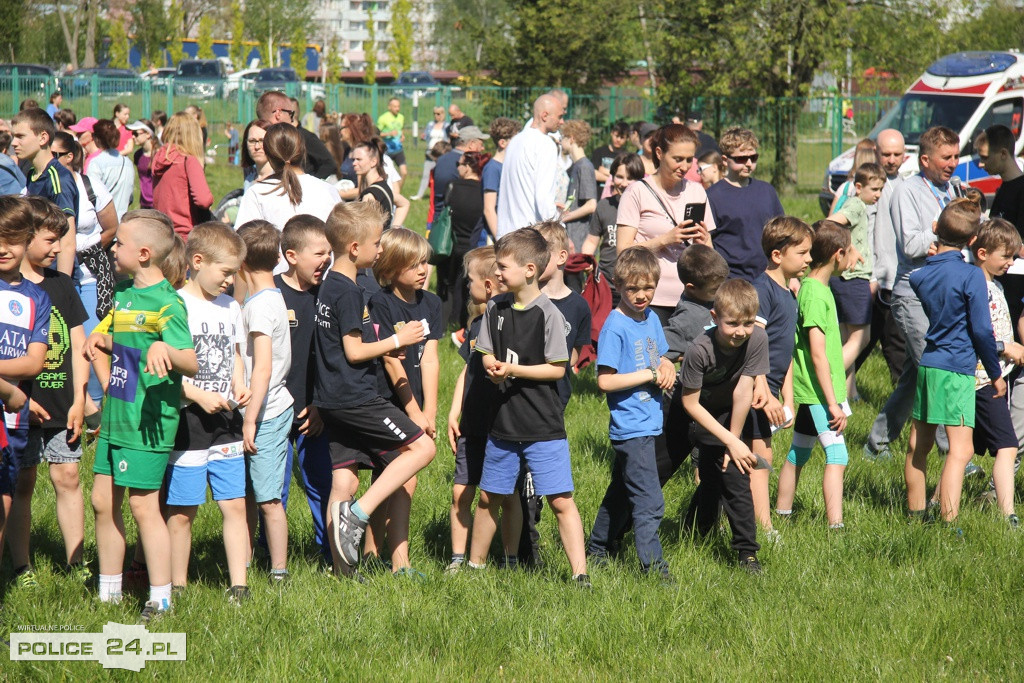 Police. Ostatnia edycja Szkolnej Ligi Biegów Przełajowych 2022/2023
