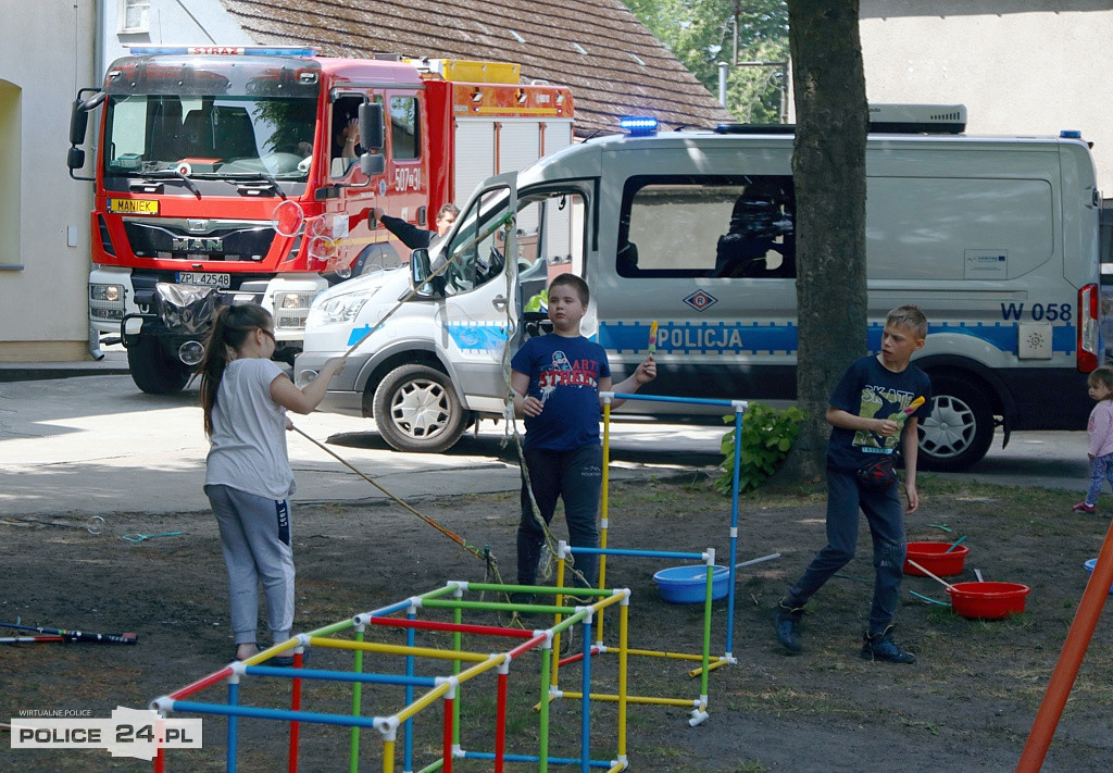 Niekłończyca. Turniej Piłki Nożnej i festyn z okazji Dnia Dziecka