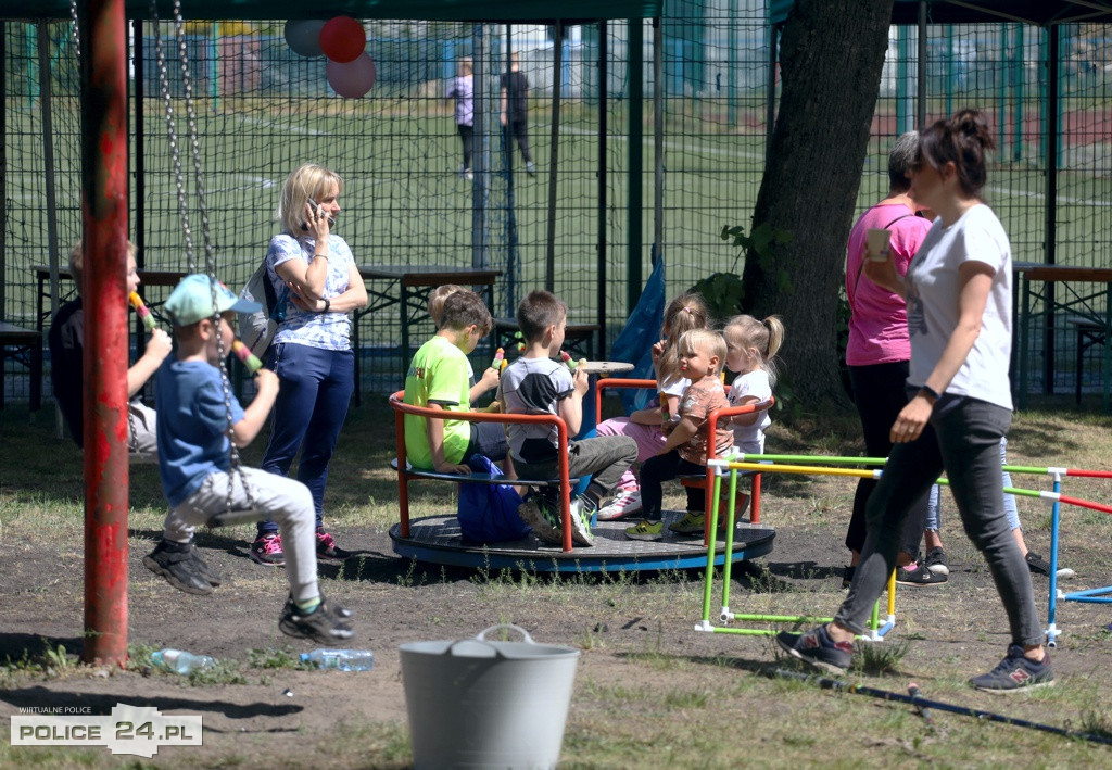 Niekłończyca. Turniej Piłki Nożnej i festyn z okazji Dnia Dziecka