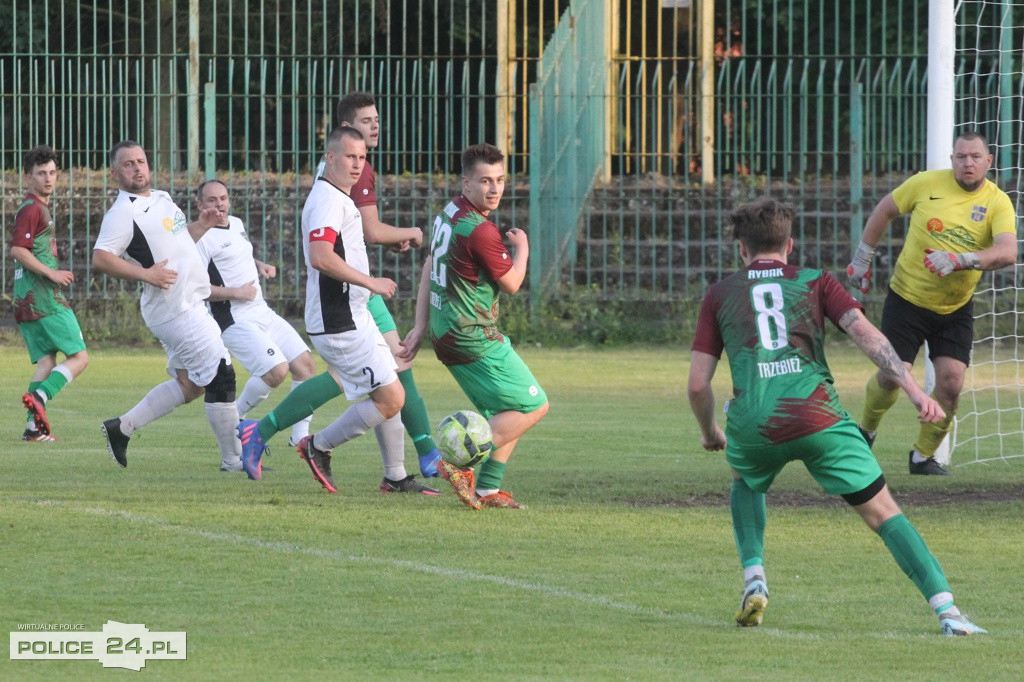 Rybak Trzebież wygrywa z KP II Przecław 6:1 i awansuje do A Klasy