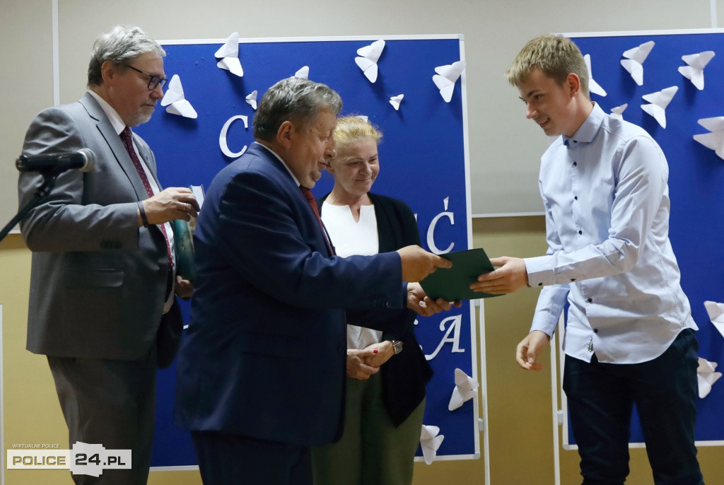 Gala wręczenia nagród najzdolniejszym uczniom Gminy Police