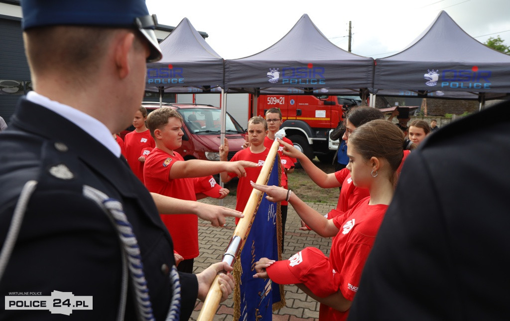 Ślubowanie Młodzieżowej Drużyny Pożarniczej w OSP Trzebież